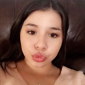 Meet your Posher, Dariana